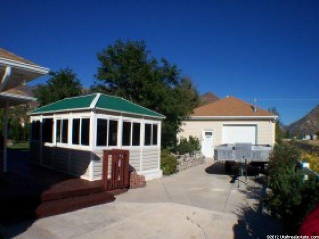 6854 S 1600 E, Uintah, UT 84405 — photo 2