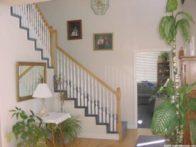 907 E Eaglewood Dr, North Salt Lake, UT 84054 — photo 3