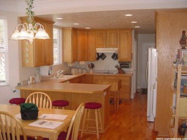 907 E Eaglewood Dr, North Salt Lake, UT 84054 — photo 4