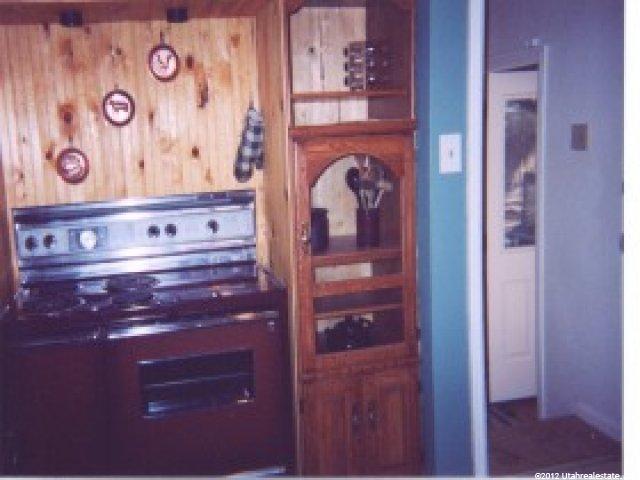 7622 Lincoln St, Midvale, UT 84047 — photo 4
