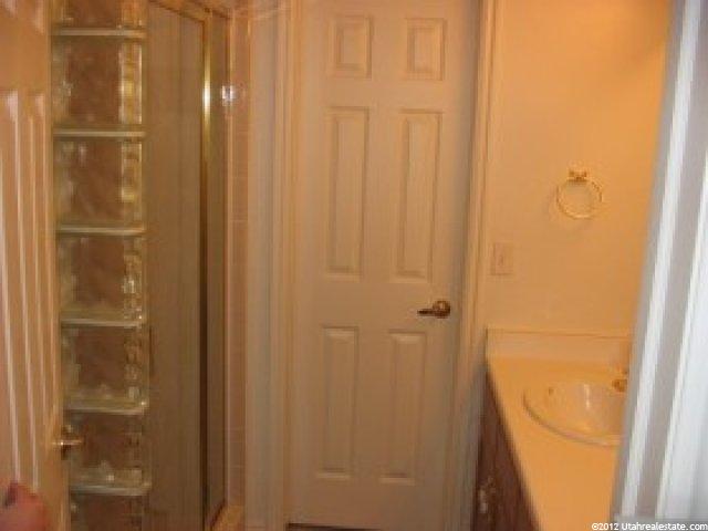 9253 Jefferson Pl, Sandy, UT 84070 — photo 3