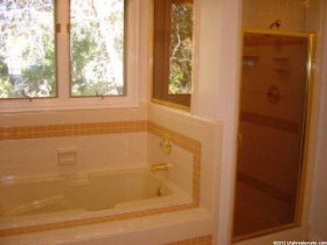 1716 Whispering Oaks Dr, Ogden, UT 84403 — photo 5