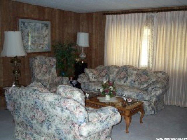 3800 S 1900 W #217, Roy, UT 84067 — photo 4