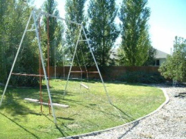 637 E 2170 N, North Logan, UT 84341 — photo 5
