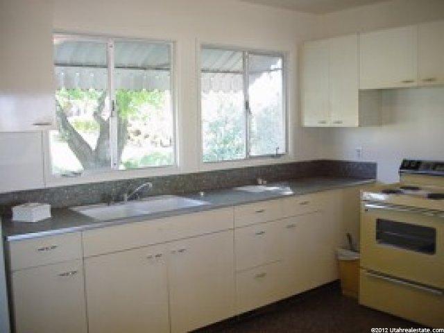 279 E 4525 S, Washington Terrace, UT 84405 — photo 3