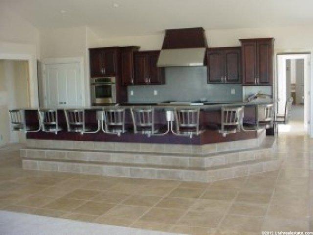 340 E North Canyon Rd, Bountiful, UT 84010 — photo 4