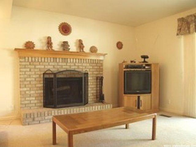 10057 Rockview Dr, Sandy, UT 84092 — photo 5