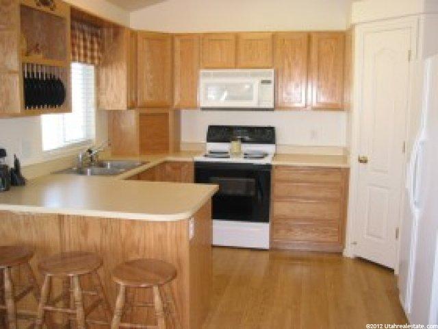 874 W 1420 N, Clinton, UT 84015 — photo 2