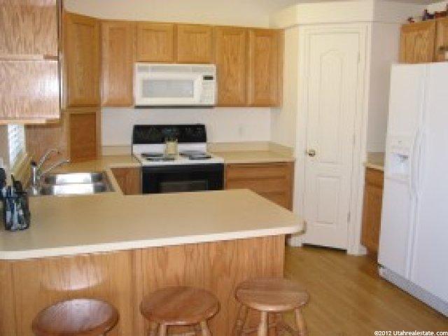 874 W 1420 N, Clinton, UT 84015 — photo 3