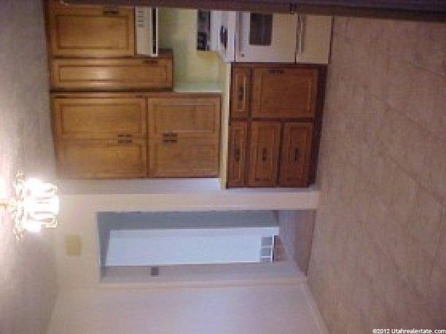 212 W 4800 S, Washington Terrace, UT 84405 — photo 3