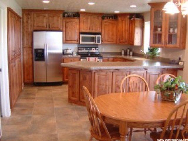 2887 W 1010 N, Clinton, UT 84015 — photo 3
