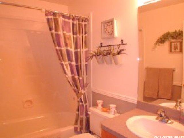 26 E 2250 N, Layton, UT 84041 — photo 8