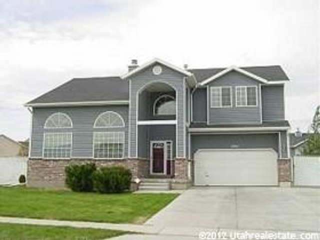 8762 MCGINNIS LN, West Jordan UT 84088