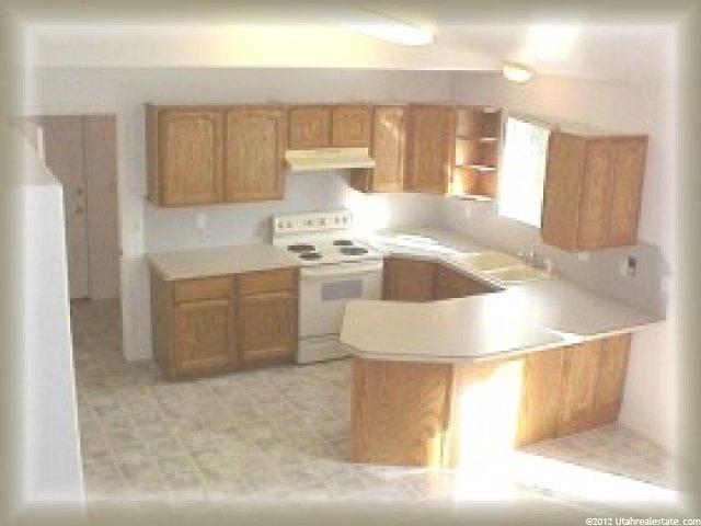 1013 W 4200 S, Riverdale, UT 84405 — photo 3