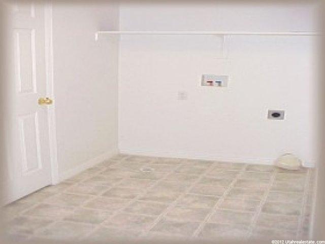 1013 W 4200 S, Riverdale, UT 84405 — photo 4