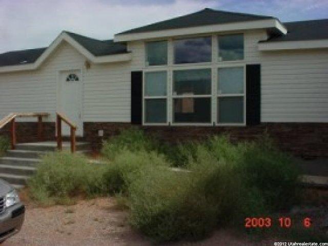 414 E Homespun Cir, Leeds, UT 84746 — photo 2