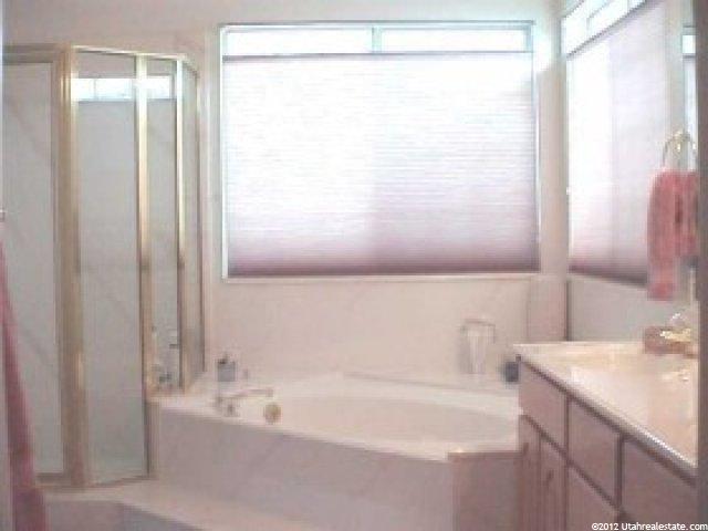 982 Merewood Ct, Sandy, UT 84094 — photo 6