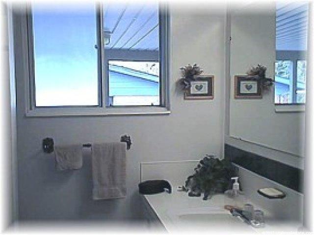 21 N Terrace Dr, Clearfield, UT 84015 — photo 5