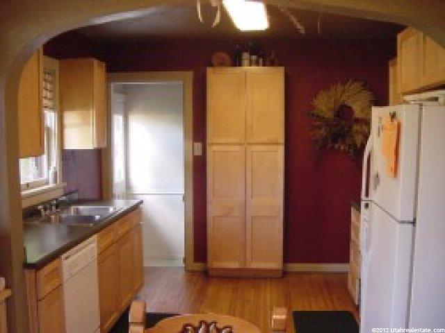 253 S 300 E, Logan, UT 84321 — photo 2