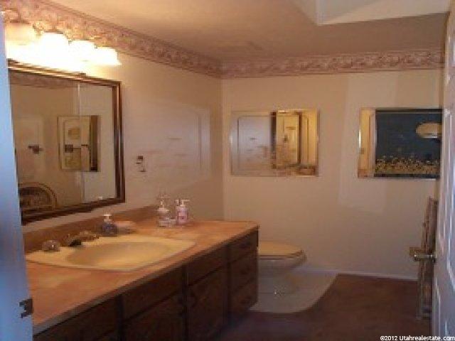 5575 S 1000 E, South Ogden, UT 84405 — photo 2
