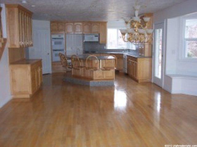 2868 Carriage Ln, Uintah, UT 84403 — photo 2
