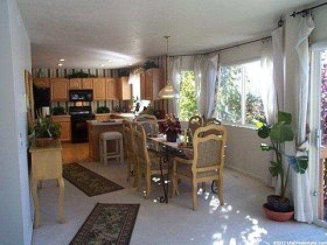 1097 Oakridge Dr, Farmington, UT 84025 — photo 3