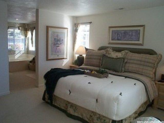1097 Oakridge Dr, Farmington, UT 84025 — photo 5