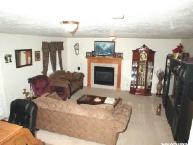 1184 W 2450 N, Clinton, UT 84015 — photo 5