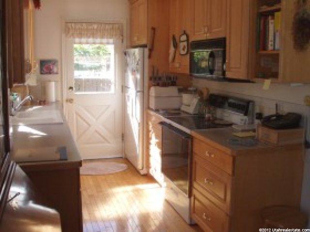 648 E 6870 S, Midvale, UT 84047 — photo 4