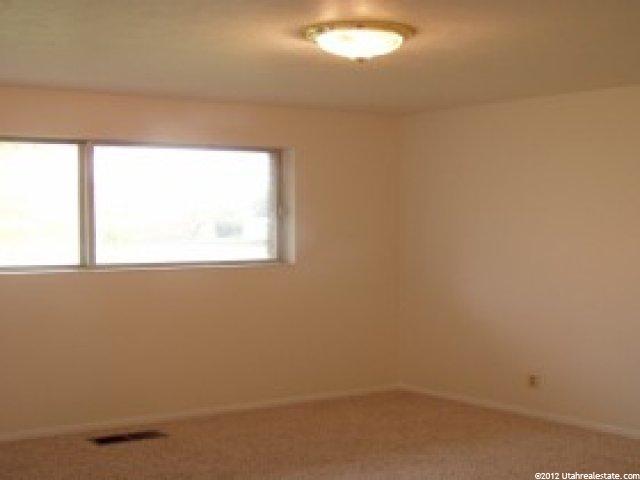 4362 S 3000 W, Roy, UT 84067 — photo 8