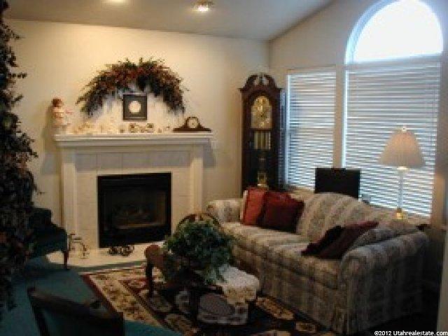 12253 Lampton View Dr, Riverton, UT 84065 — photo 4