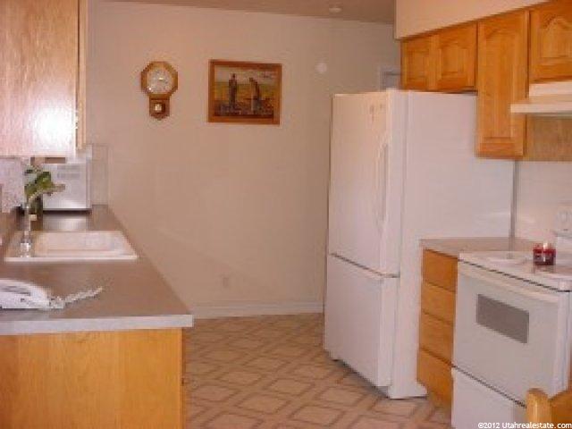 135 W 500 S, Providence, UT 84332 — photo 2