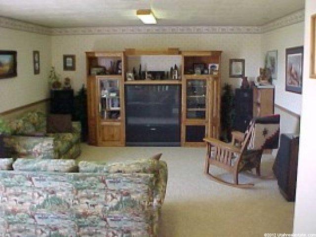 2133 N 1075 E, Layton, UT 84040 — photo 3
