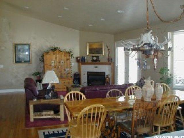 956 W 2525 S, Syracuse, UT 84075 — photo 5