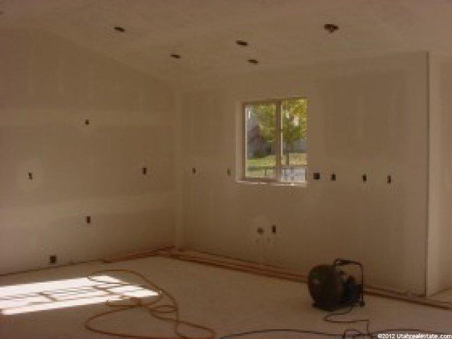 412 N 150 W, Hyde Park, UT 84318 — photo 3