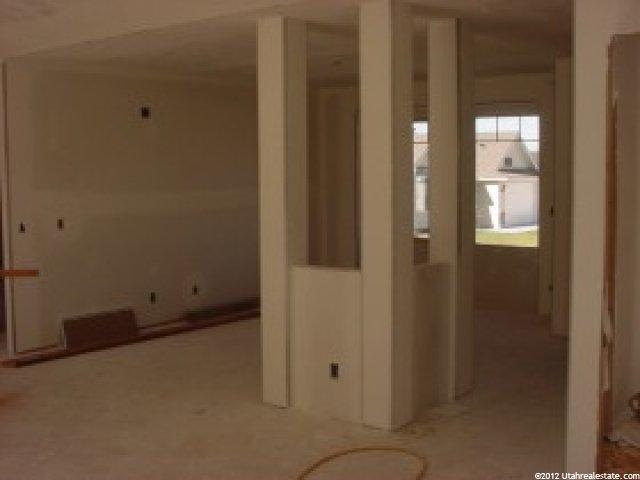 412 N 150 W, Hyde Park, UT 84318 — photo 4