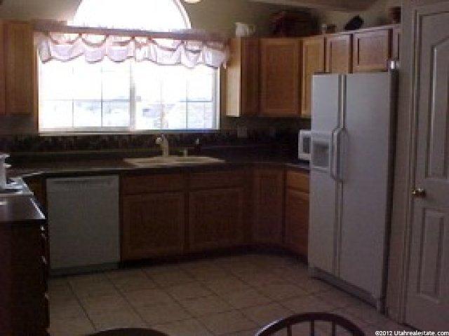 694 W 2450 N, Lehi, UT 84043 — photo 5