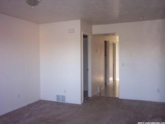 2868 N 400 E, North Ogden, UT 84414 — photo 2