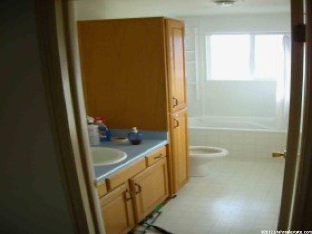 650 N 825 W, Clearfield, UT 84015 — photo 4