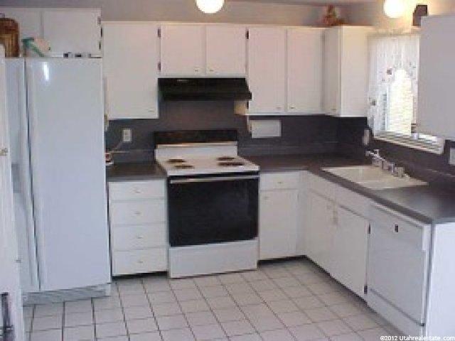607 Calnette Dr, Sandy, UT 84070 — photo 6