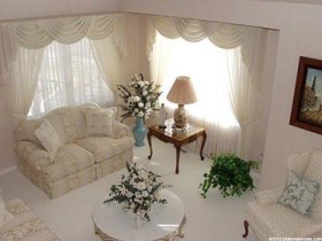 8654 Alta Cove Dr, Sandy, UT 84093 — photo 2