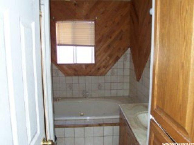 129 E Diamond St, Layton, UT 84041 — photo 5