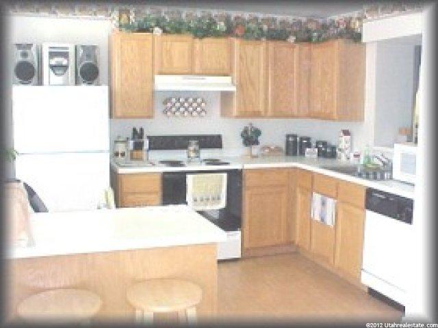 414 E 500 S, Clearfield, UT 84015 — photo 2