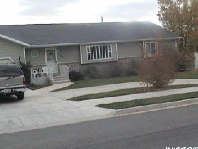 962 E 2100 N, North Logan, UT 84341 — photo 4