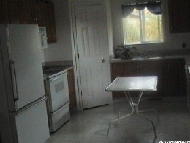 962 E 2100 N, North Logan, UT 84341 — photo 5