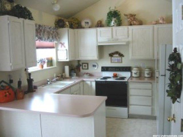 984 Dry Gulch Rd, Sandy, UT 84094 — photo 5