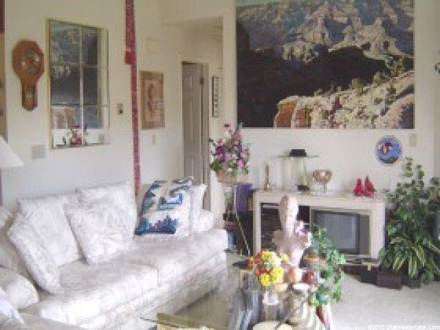 5445 S 350 E ##36, Washington Terrace, UT 84405 — photo 4