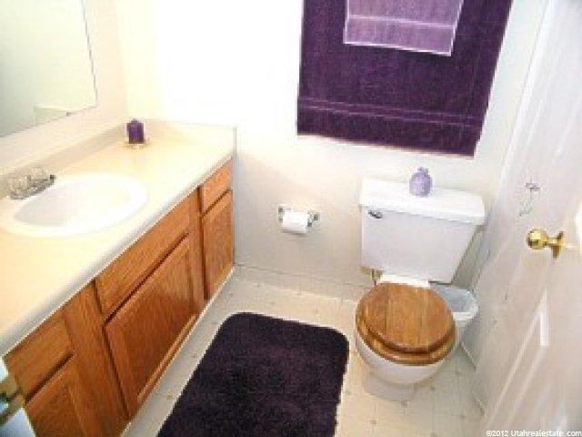 810 Gatewood Dr, Sandy, UT 84094 — photo 8