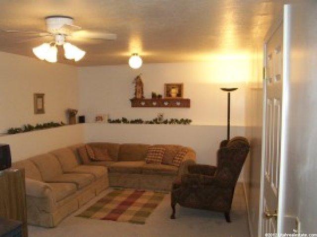 937 Granite Peak Dr, Sandy, UT 84094 — photo 5