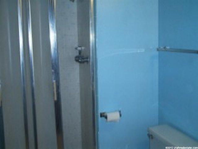 92 E Gordon Ave, Layton, UT 84041 — photo 2